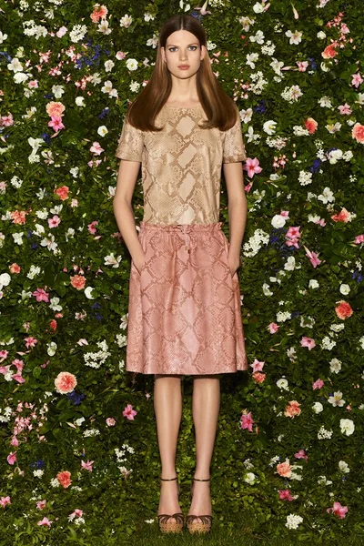 Look 19